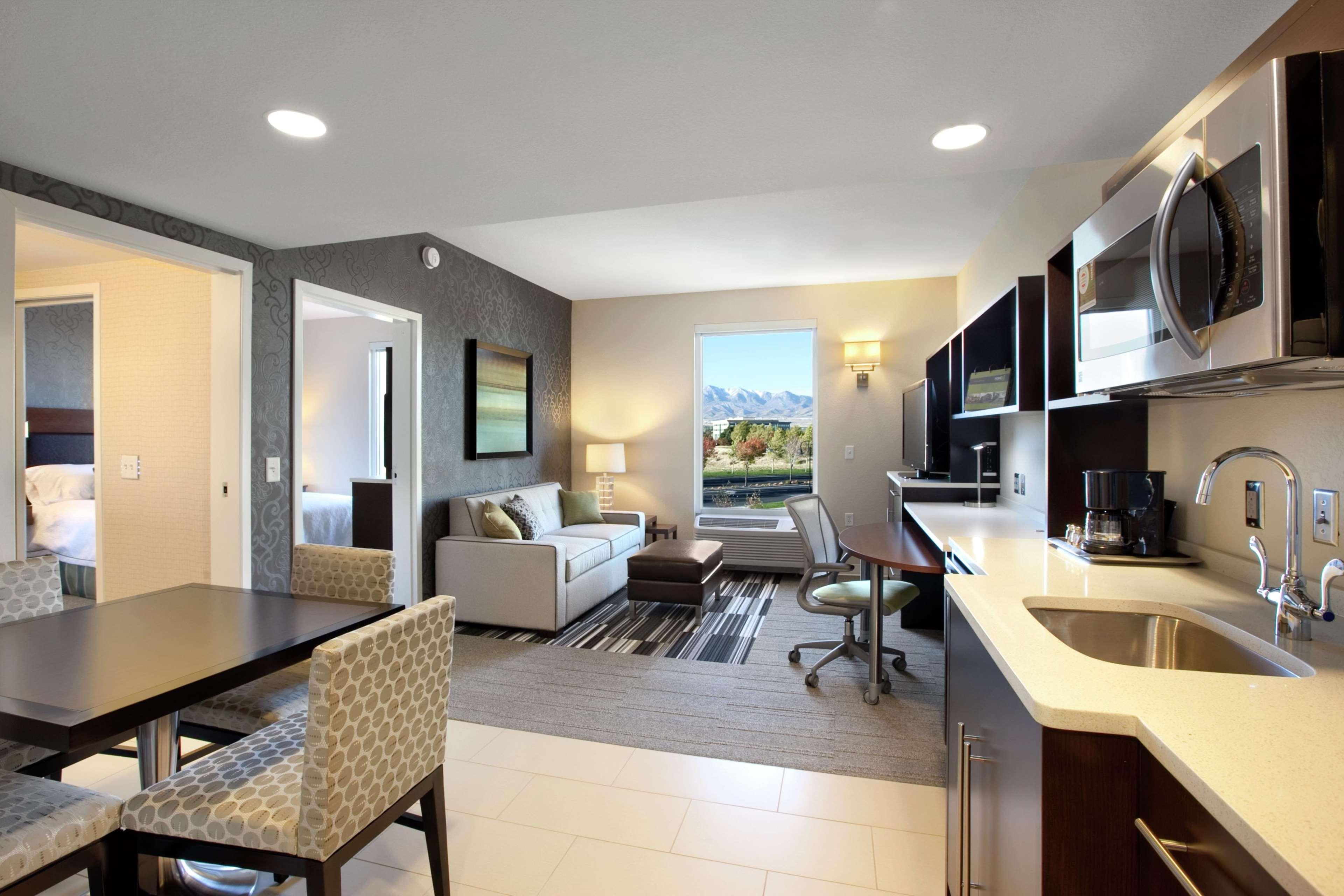 Home2 Suites By Hilton ווסט ואלי סיטי חדר תמונה